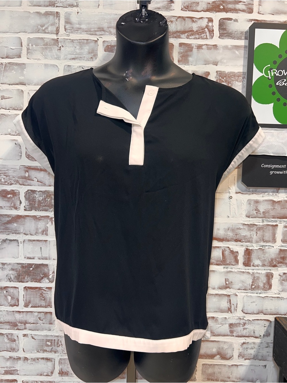 Halogen Black Top with Cream Contrast Trim